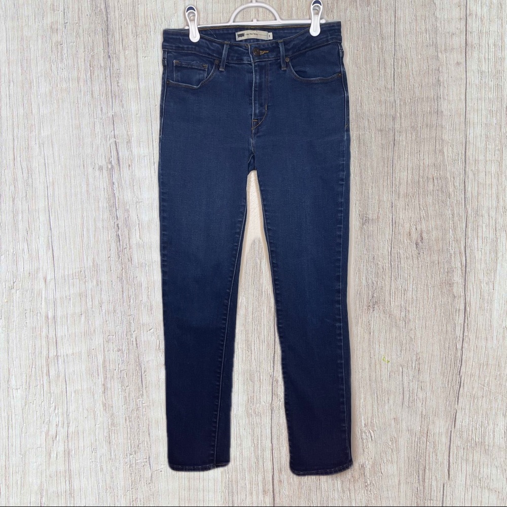 Levi’s Mid Rise Skinny Jeans